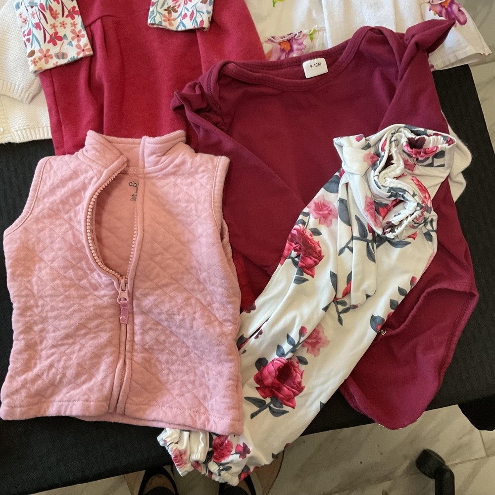 Mixed Brands 16pc Clothes Lot Girls 6-9M Multicolor Layette Outfits Sets - Picture 3 of 13